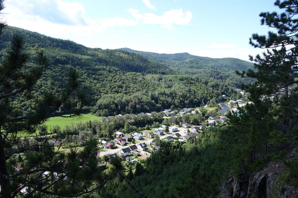 Residence Touristique Les Bouleaux Petit-Saguenay Exterior foto
